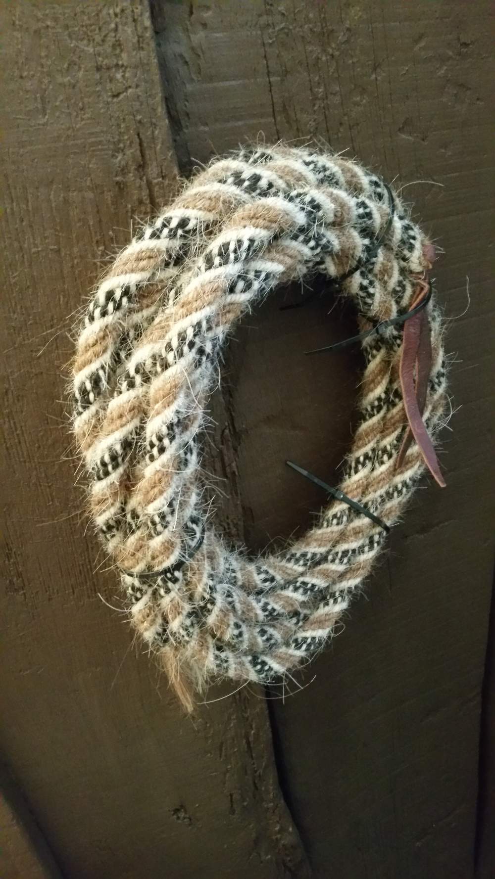 5/8" Horse Hair Mecate Buckskin White Black